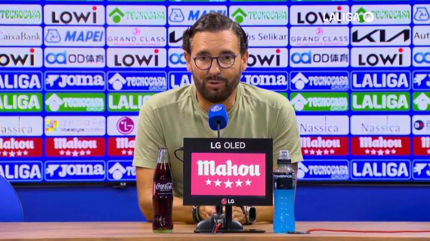 Bordalás: "No conozco ningún equipo profesional que esté con un delantero"