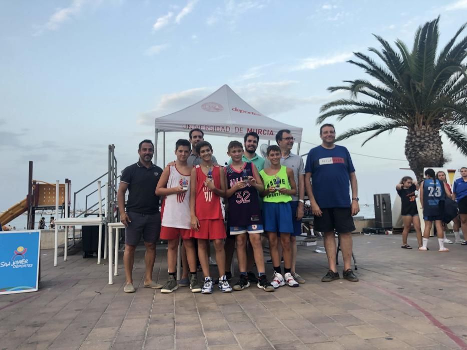 Entrega de premios del campeonato 3x3 La Ribera