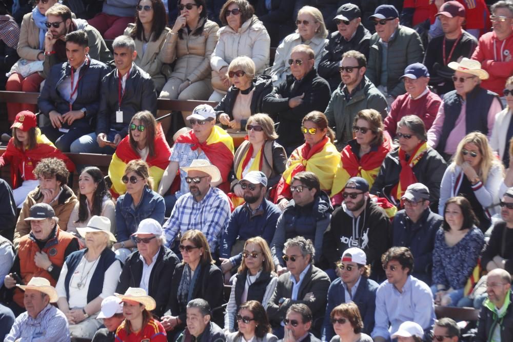 Caras conocidas en la plaza de toros de Valencia