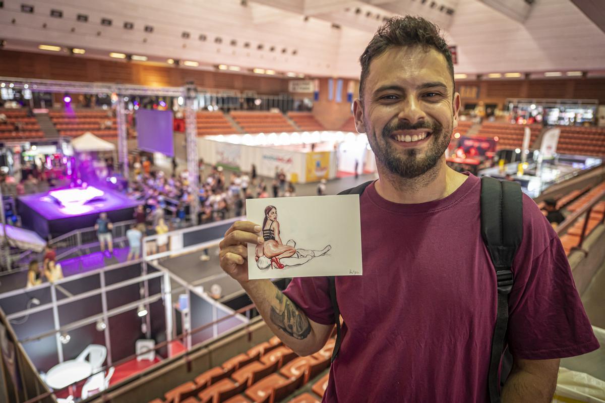 Ambiente en la primera jornada del Salón Erótico