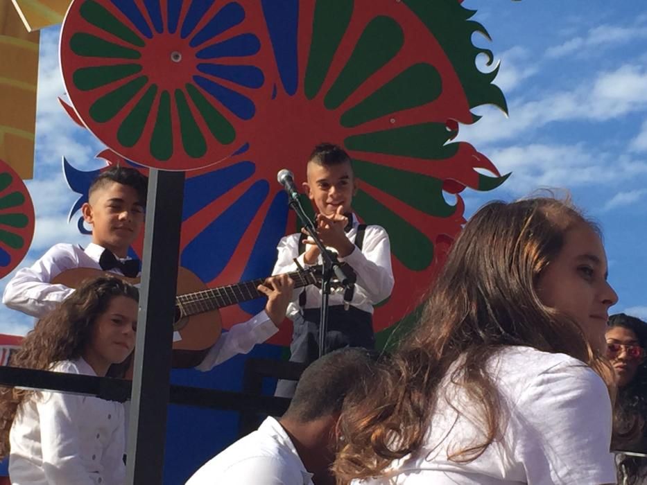 Desfile del Día de América en Asturias dentro de las fiestas de San Mateo de Oviedo