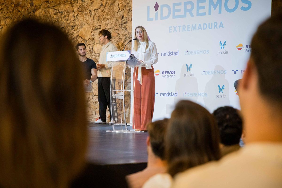 María Guardiola, durante su intervención.