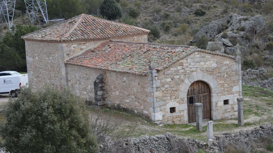 Muelas del Pan denuncia el peligro de derrumbe de la ermita de San Esteban