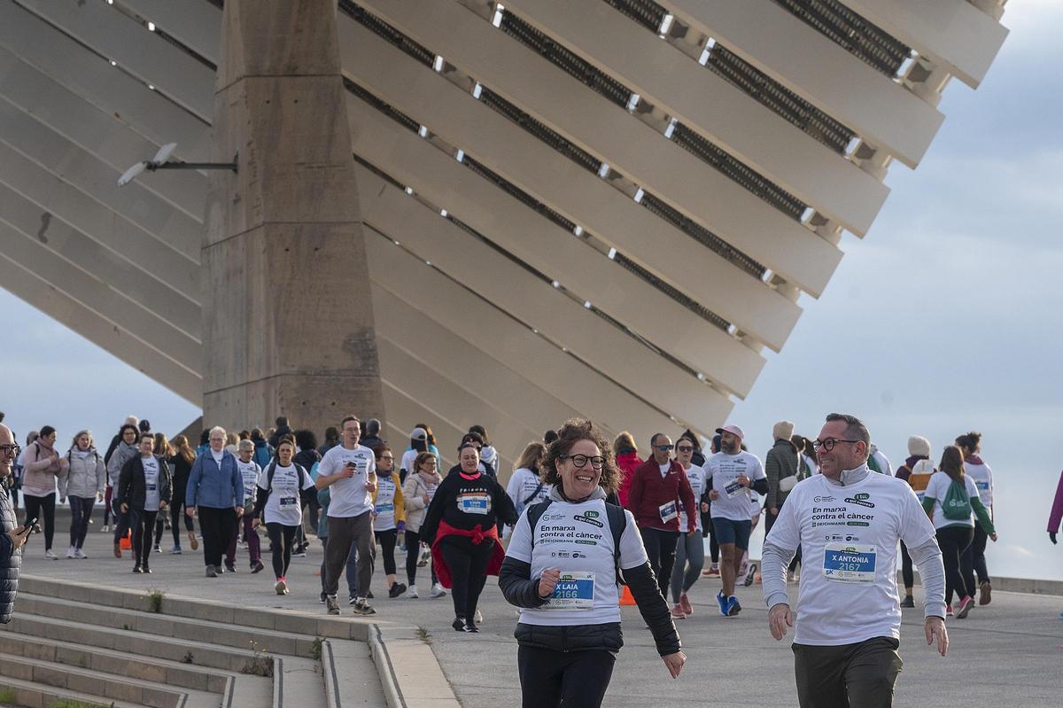 Barcelona corre contra el cáncer en el Fòrum