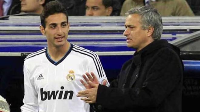 José Rodríguez, exjugador del Real Madrid: "Mourinho me dijo: 'Te voy a hacer el gitano más famoso del mundo'. Me quitó mucha tensión"