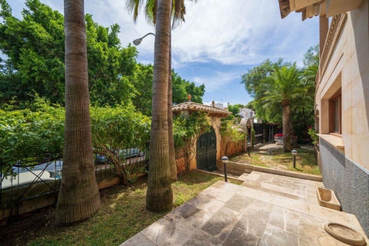 La crisis obliga a Cursach a poner a la venta su casa