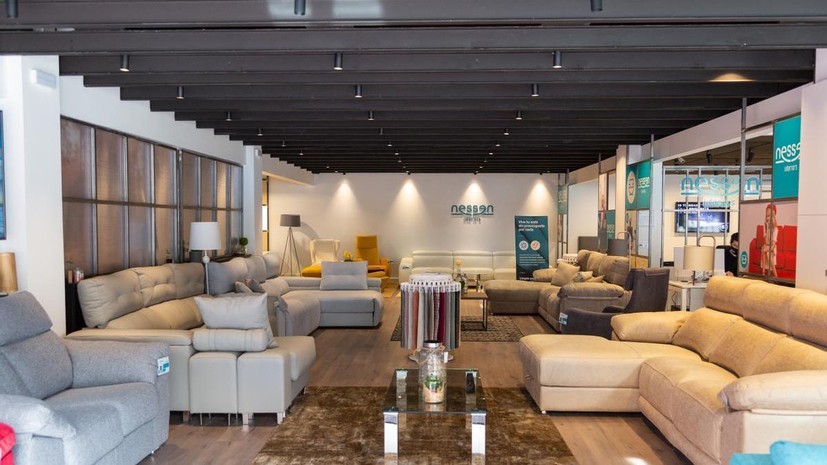 Los sofás y sillones Premium de MiColchón tienen una nueva tienda en El  Palo - La Opinión de Málaga