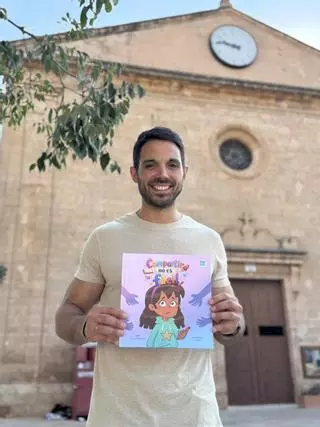 El docente Javier García Navarro debuta en la literatura infantil un cuento sobre aprender a compartir