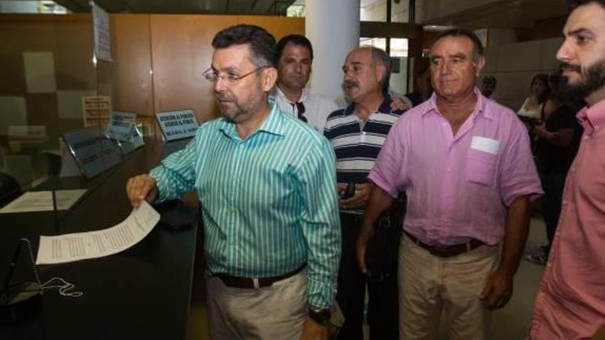 El PSOE pide abrir el plan zonal de residuos a la participación ciudadana