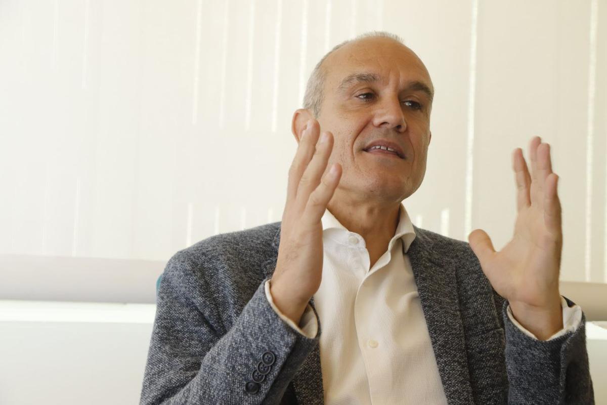 Rafael Guzmán.
