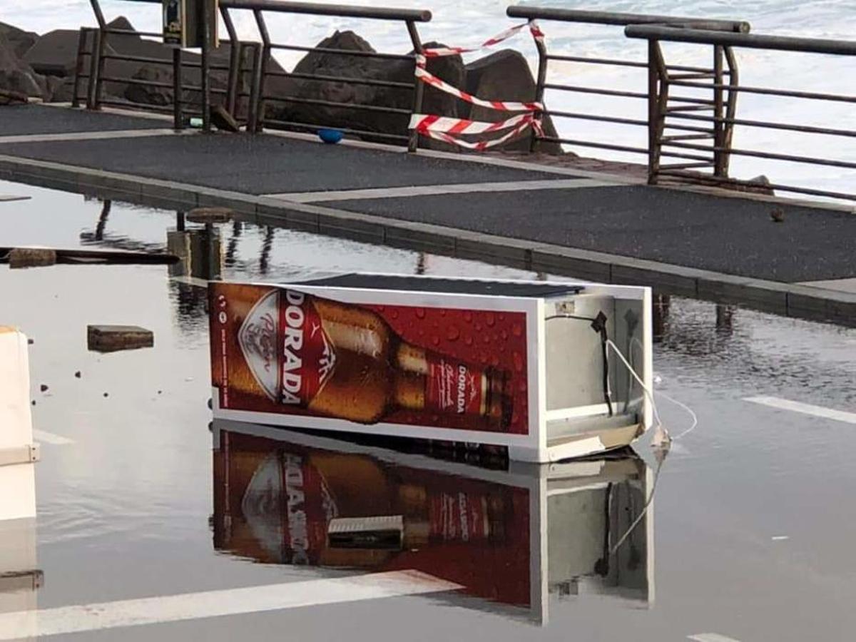 Desperfectos en Garachico tras el oleaje