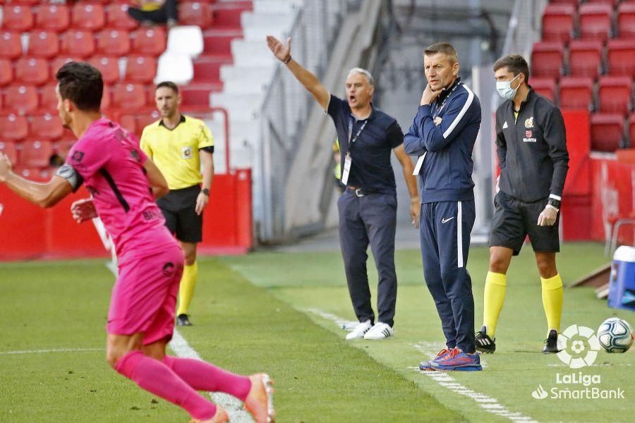 Partido del Sporting y el Málaga CF de la Liga SmartBank.