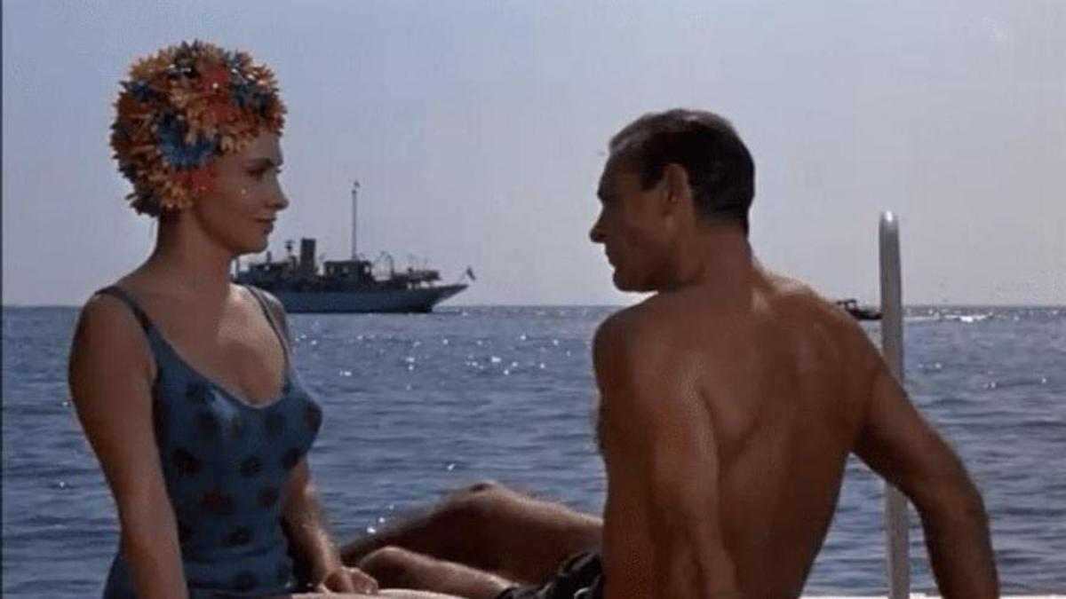 Gina Lollobrigida y Sean Connery en Mallorca en una escena de la película