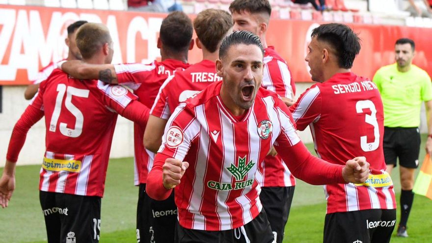 El Zamora CF seguirá contando con los goles, liderazgo y experiencia de Kike Márquez