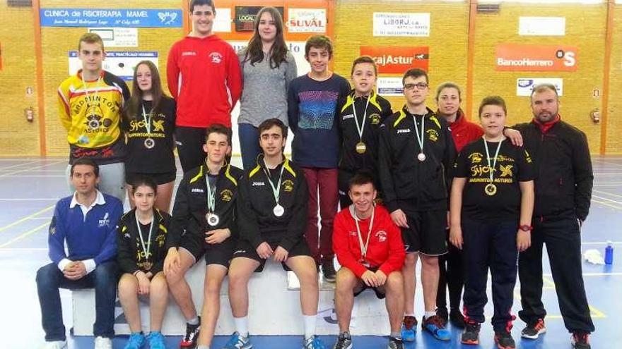 Astures y Gijón suman medallas en el Regional