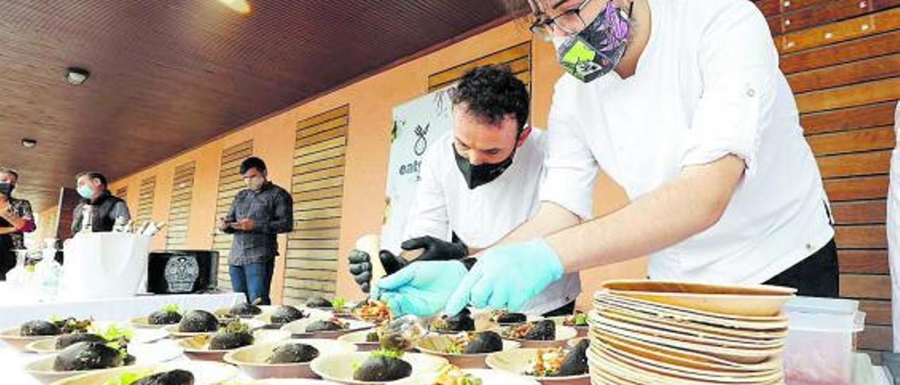 Una presentación de la iniciativa ‘Eating in Ibiza’ en las jornadas del calamar.