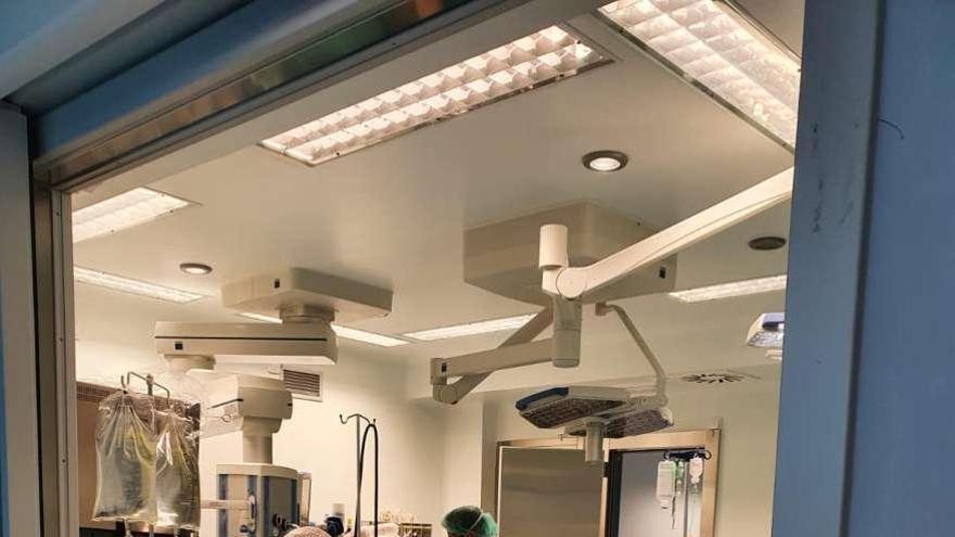 Ginecología realiza la primera operación en los nuevos quirófanos de CMA de Plasencia