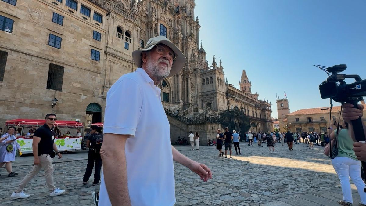 Mariano Rajoy llega al Obradoiro tras completar el Camino de Santiago