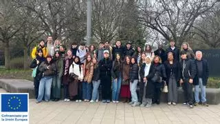 Alumnos del IES Sant Vicent Ferrer de Algemesí trabajan la 'desintoxicación digital' a través de un proyecto europeo