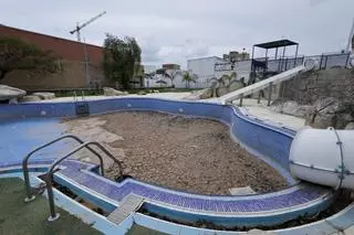 Tener listas las piscinas municipales para este verano, el reto de los municipios afectados por la dana