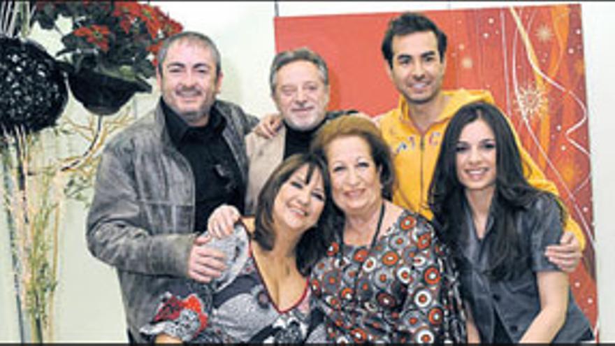 Tele 5 explotará en Navidad `Escenas de matrimonio´