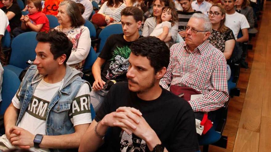 Asistentes a la entrega de premios en el Antiguo Instituto.