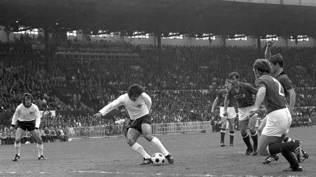 Gerd Müller en la final de la Eurocopa de 1972