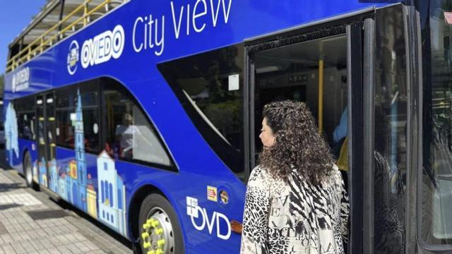 El autobús turístico de Oviedo.