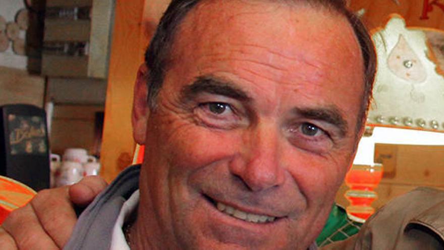 Hinault, a la carga contra Froome: &quot;No tiene cabida&quot; en el pelotón