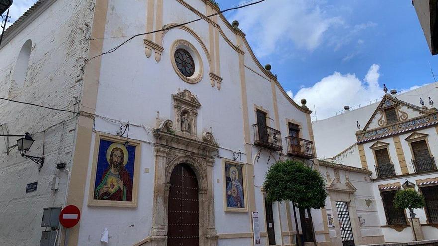 Exterior de la iglesia de Los Frailes de Puente Genil.