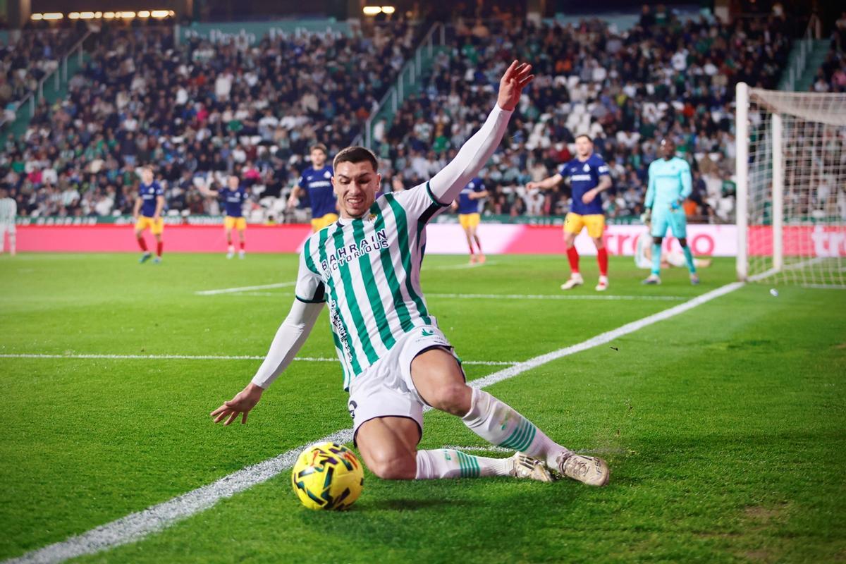 Adri Fuentes, en un encuentro con el Córdoba CF.