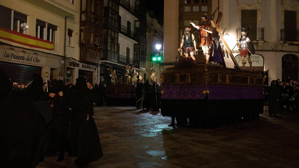 Inicio de la procesión del Viernes Santo.