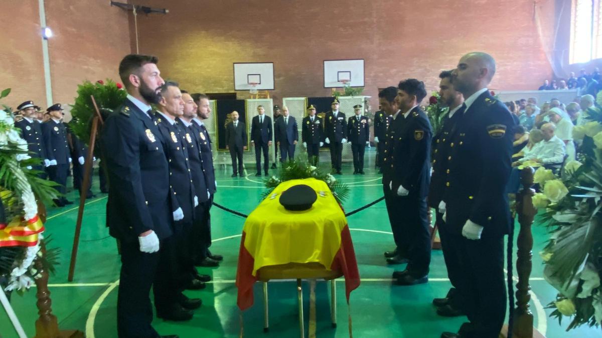 Funeral a Antonio Ramos, policía nacional fallecido tras chocar con unos atracadores en su huida.