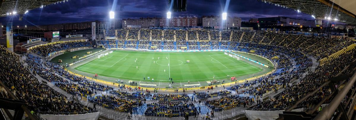 Imagen panorámica del encuentro entre Las Palmas y el Dépor.
