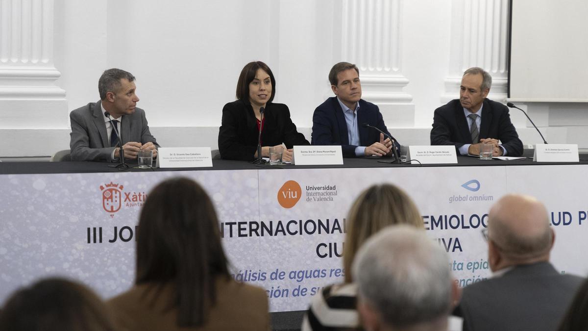 La ministra de Ciencia, Innovación y Universidades, Diana Morant, y el alcalde de Xàtiva, Roger Cerdà, clausuran las III Jornada Internacional de Epidemiología y Salud Pública de Xàtiva