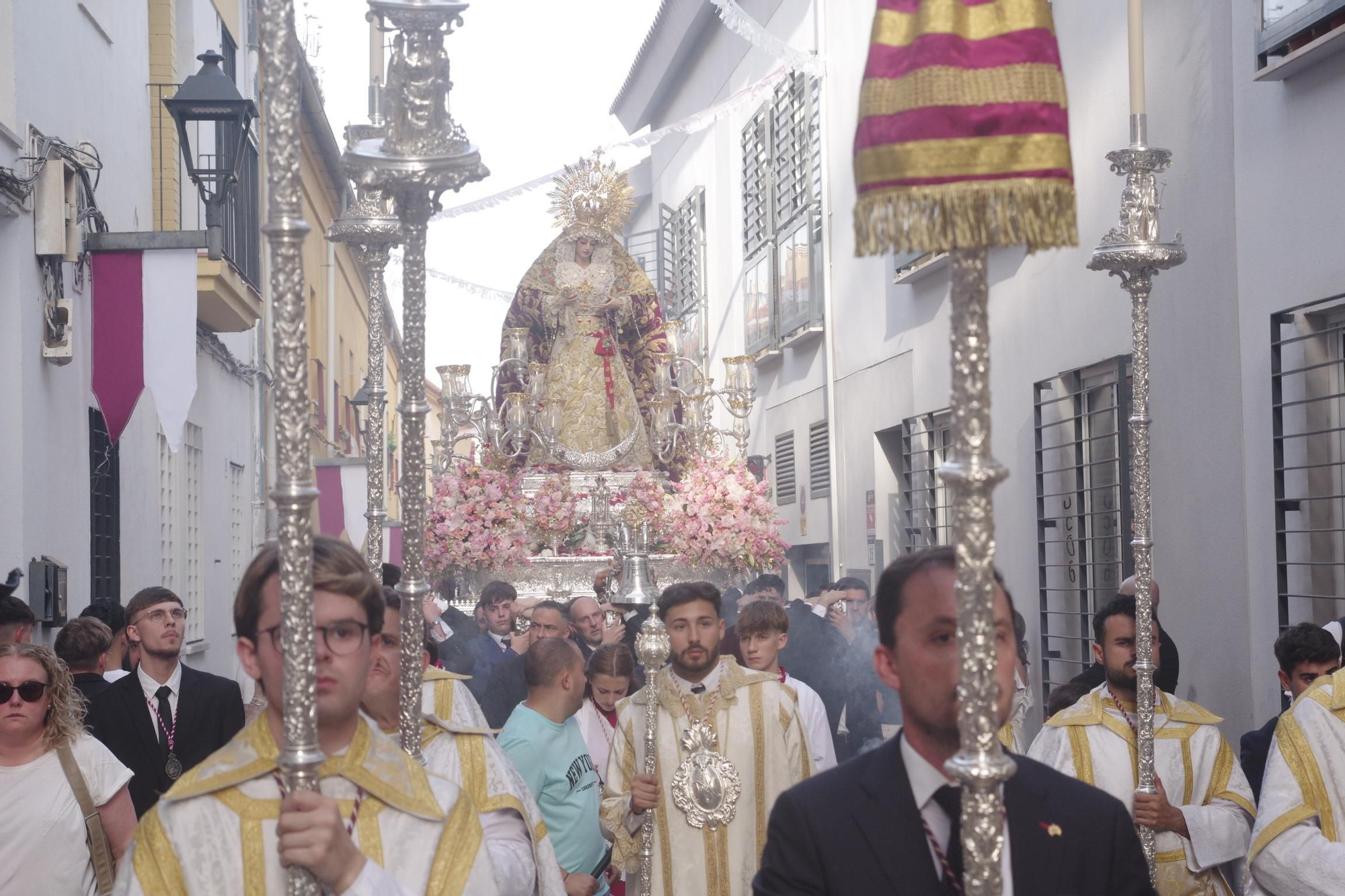 La procesión de la Virgen de la Trinidad este sábado por su festividad en Pentecostés, en imágenes