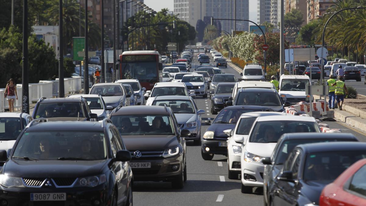 La zona vetada a los coches contaminantes de València al ralentí