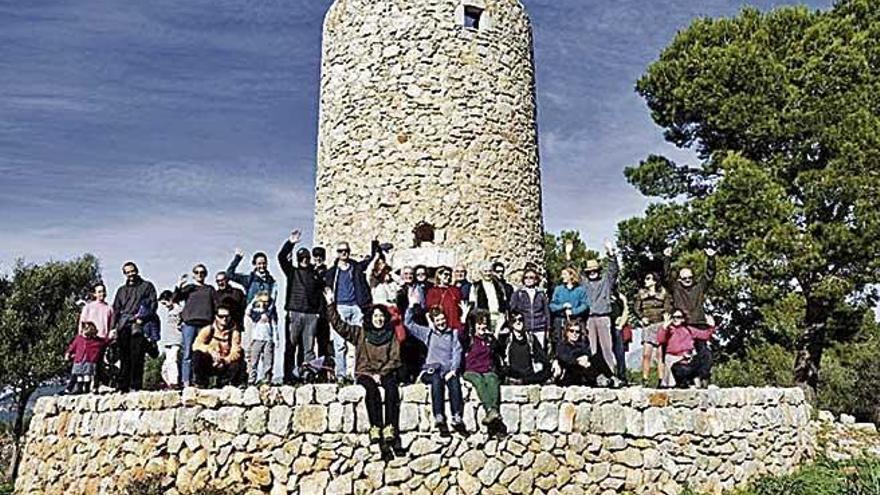 Participantes en la excursión reivindicativa.