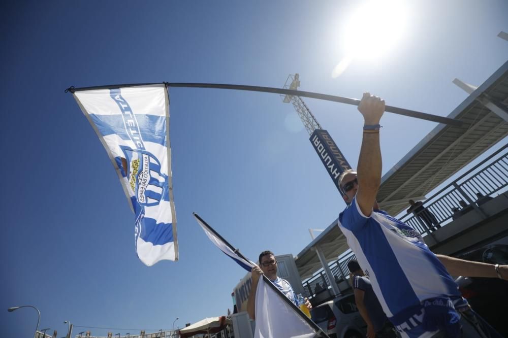 Aficionados del Baleares calientan motores antes del gran partido