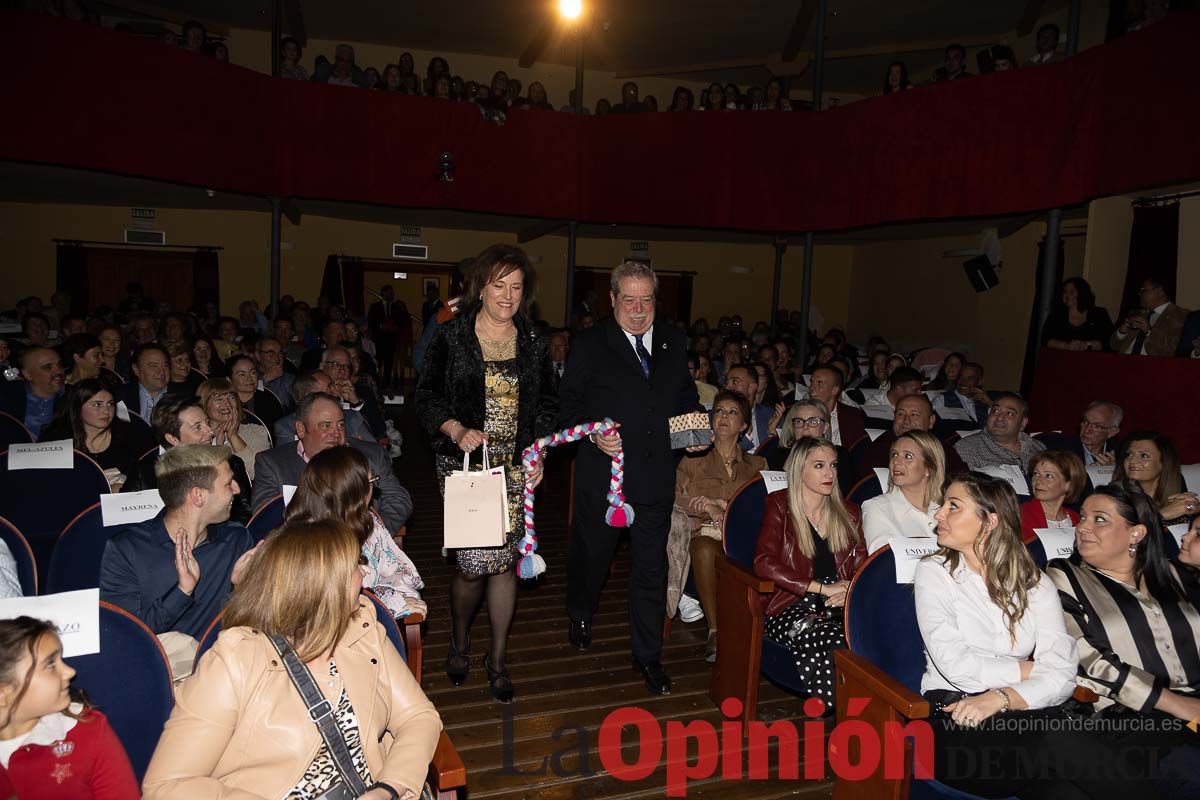 Presentación de las Amazonas del Bando de los Caballos del Vino de Caravaca