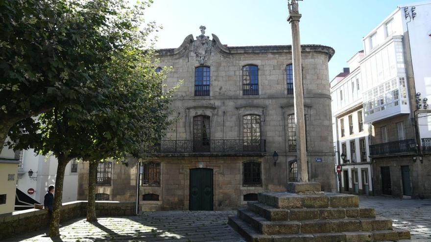 El secretario ve vinculación del Concello de A Coruña con la Casa Cornide por costear su conservación
