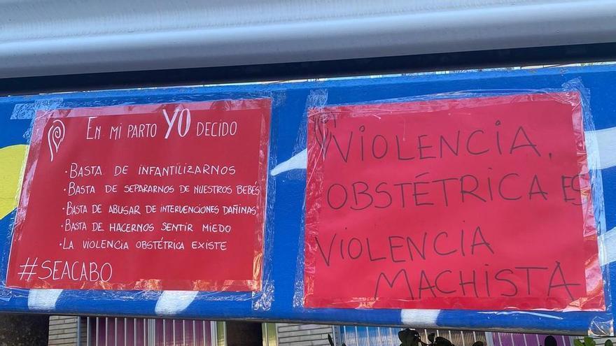 Aparecen pintadas contra la &quot;violencia obstétrica&quot; en el hospital Materno-Infantil de Zaragoza