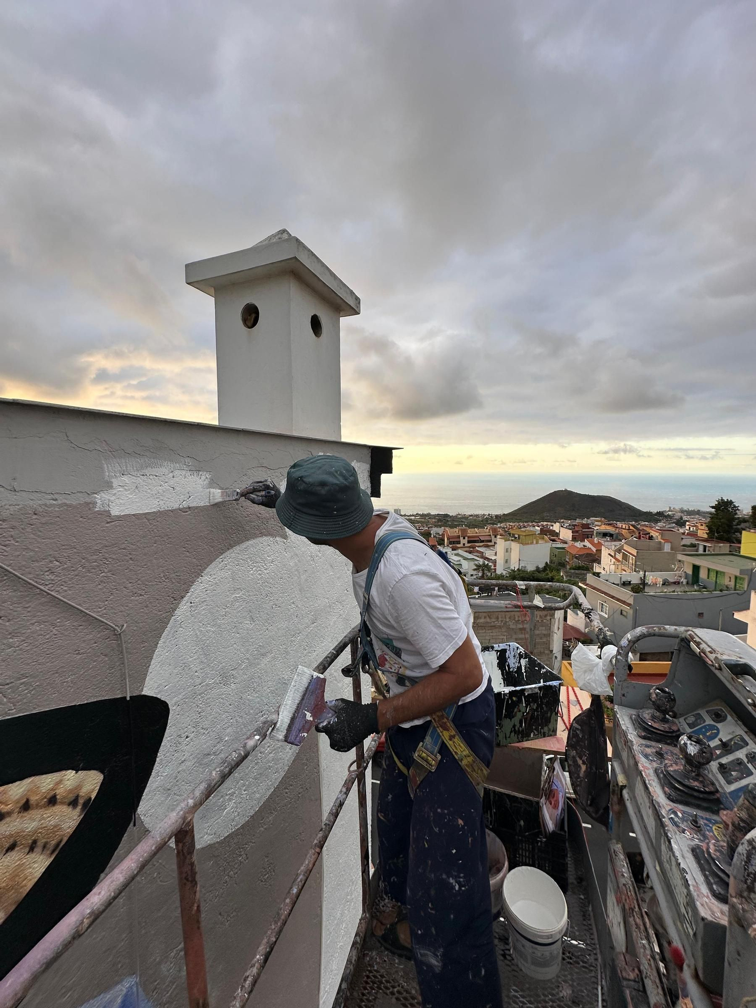 Galería | Cáceres y Tenerife, unidas por la obra del artista Sojo