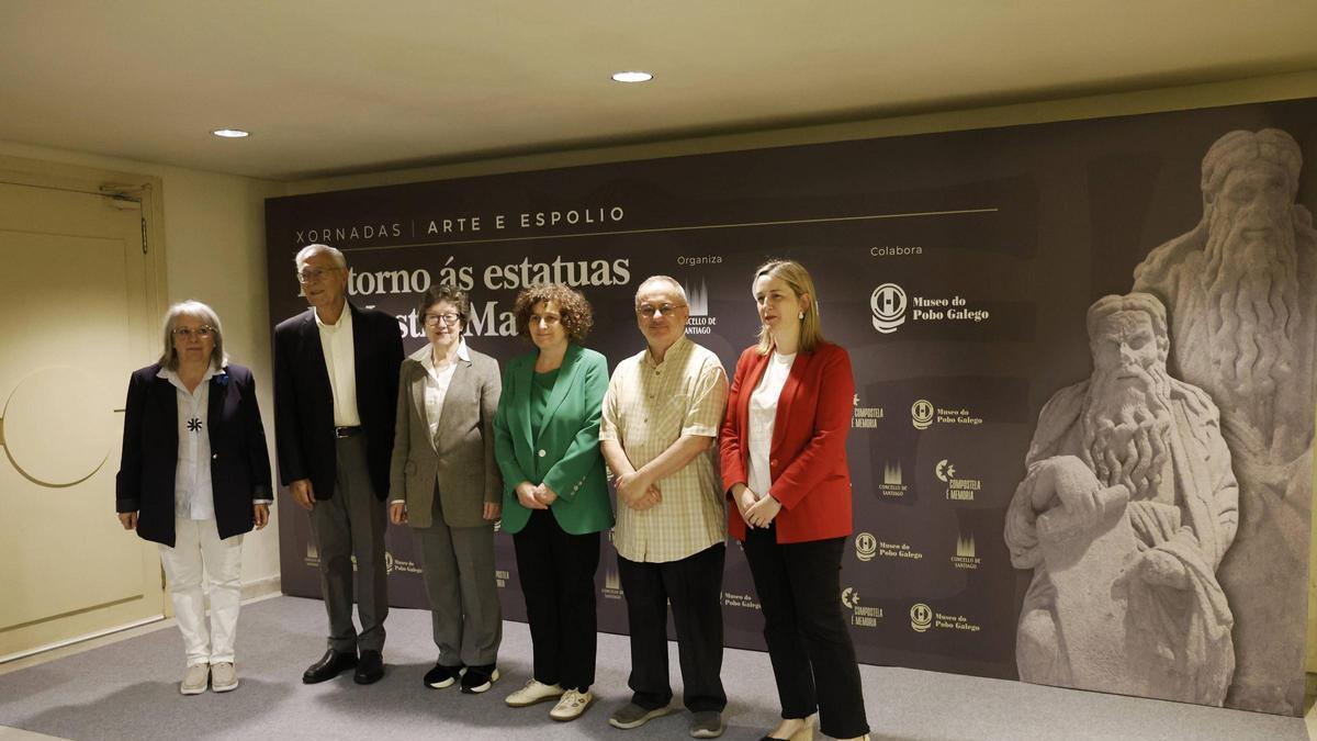 Mercedes Rozas,  Arturo Colorado, María Xosé Fernández, Goretti Sanmartín, Miguel Martorell e Míriam Louzao.