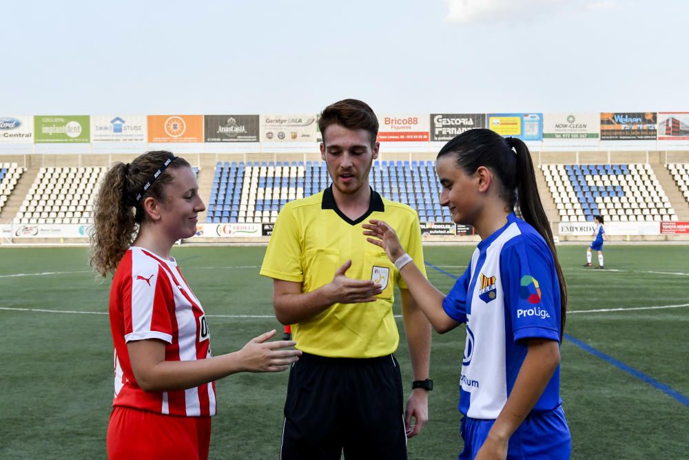 Comença el futbol femení a Vilatenim