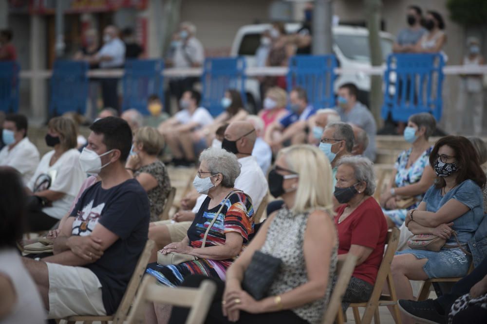 Homenatge a les 33 persones mortes per covid a Sant Joan