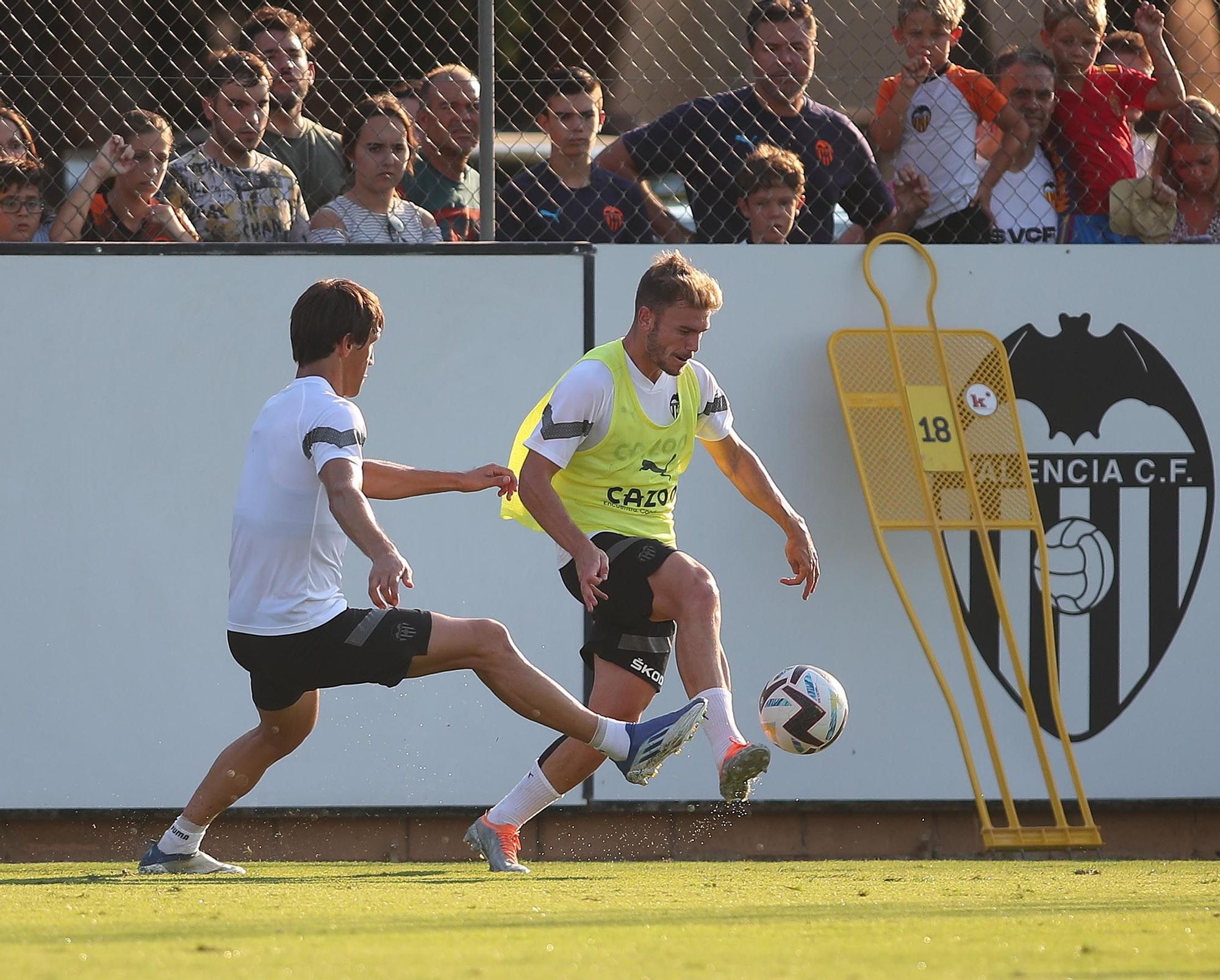 Las mejores imágenes del entrenamiento del Valencia CF