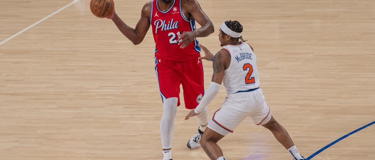 Embiid da esperanza a los Sixers con sus 50 puntos ante los Knicks