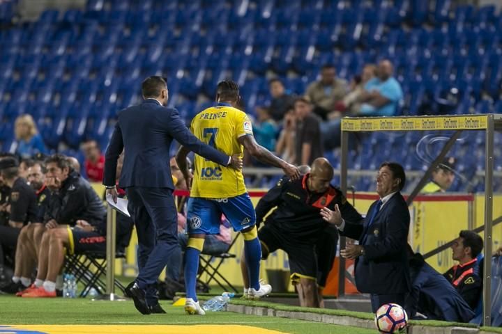 FÚTBOL PRIMERA DIVISIÓN UD LAS PALMAS - RCD ...