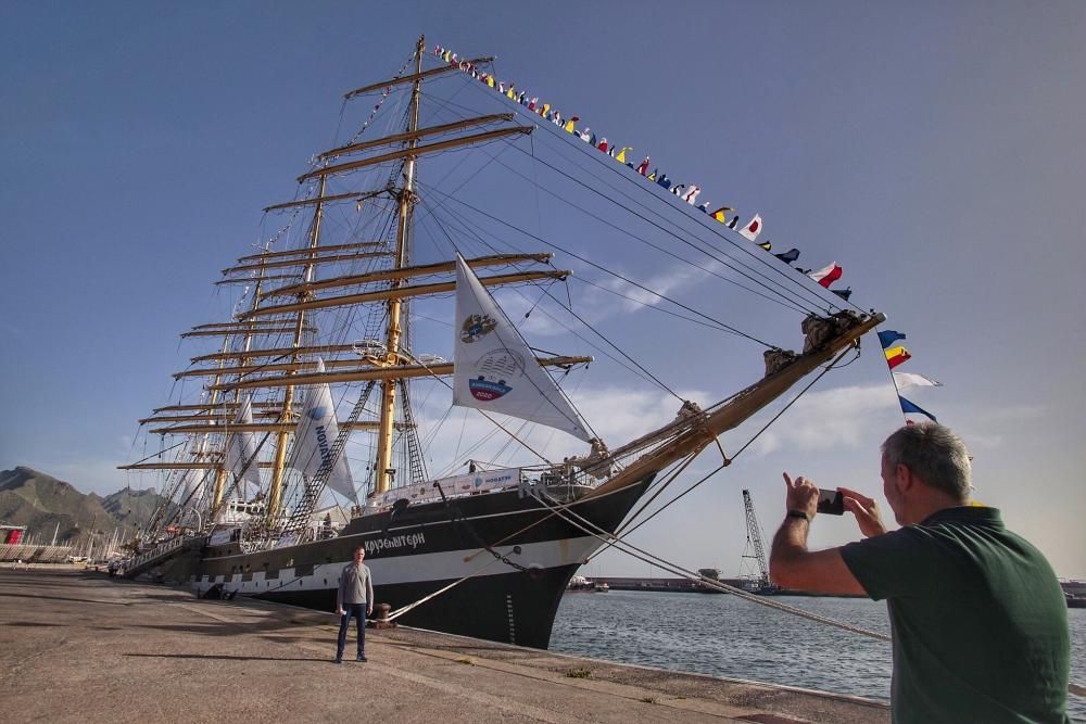 Fotos del Barco Ruso Kruzenshtern